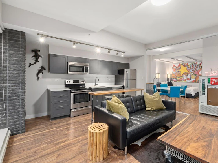 101-2511 Quebec Street, Vancouver, BC, V5T 0B6 - 7