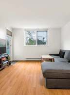 310 10523 University Drive
