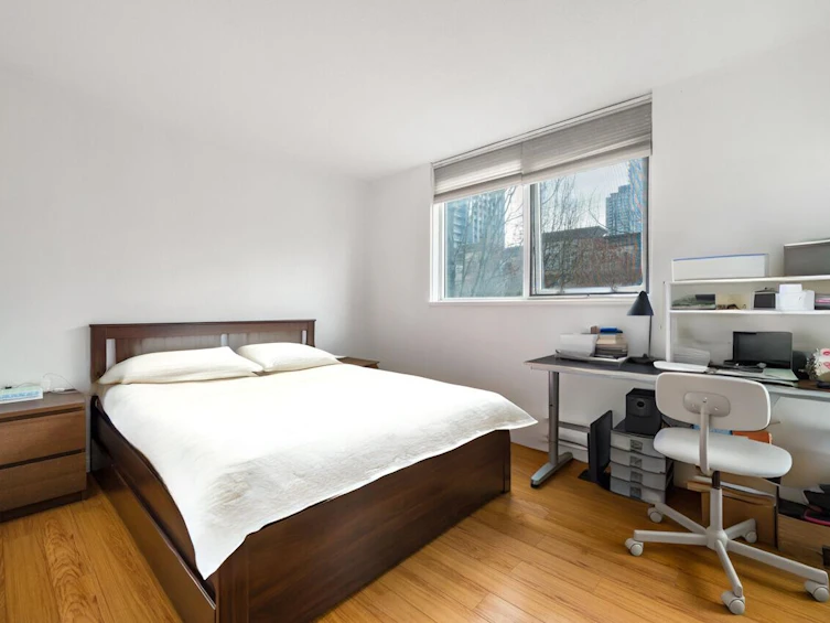 310-10523 University Drive, Surrey, BC, V3T 5T8 - 12