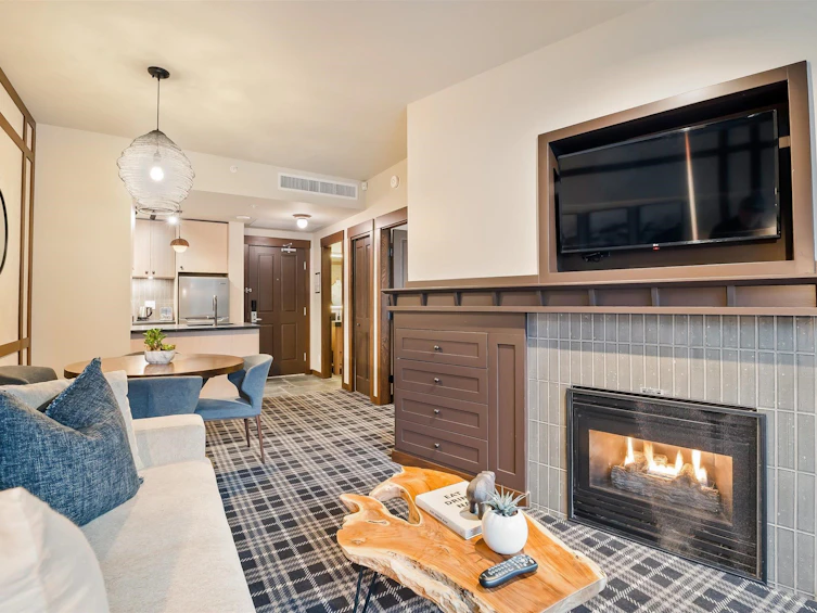315-4320 Sundial Crescent, Whistler, BC, V8E 1G6 - 4