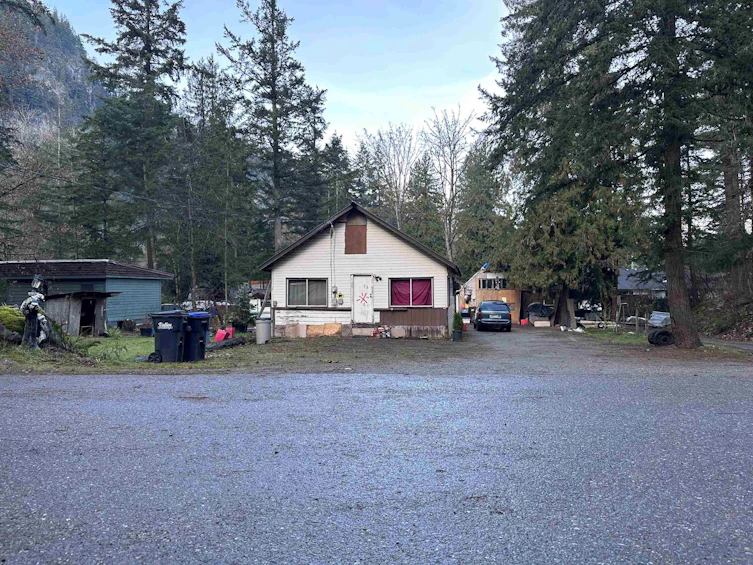 63575 Old Yale Road, Hope, BC, V0X 1L2 - 6