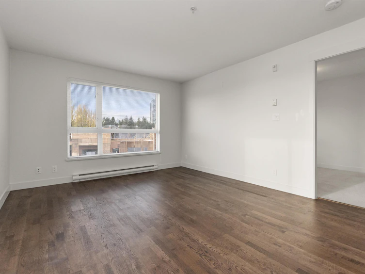 323-7058 14th Avenue, Burnaby, BC, V3N 0E6 - 21