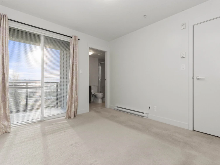 323-7058 14th Avenue, Burnaby, BC, V3N 0E6 - 22