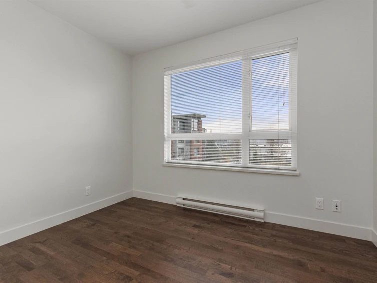 323-7058 14th Avenue, Burnaby, BC, V3N 0E6 - 26