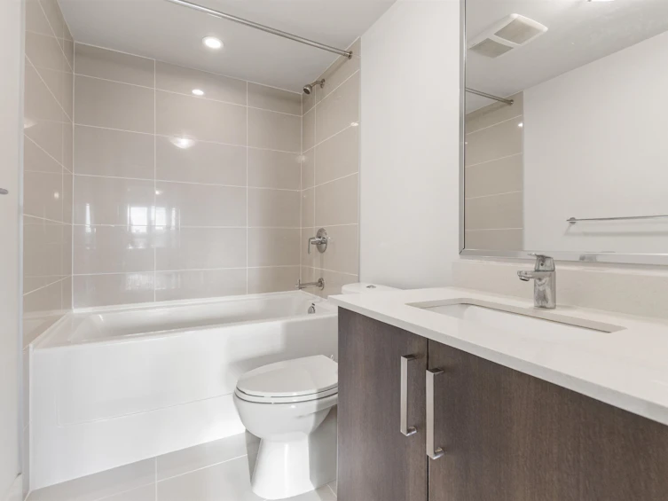 323-7058 14th Avenue, Burnaby, BC, V3N 0E6 - 29