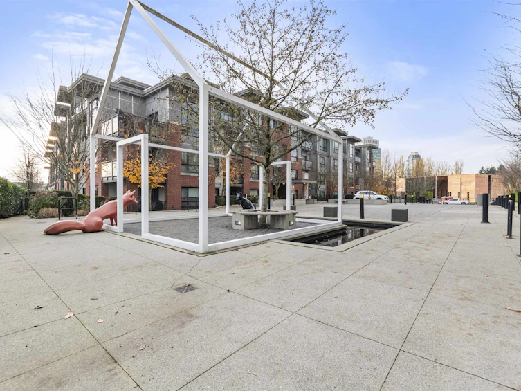 323-7058 14th Avenue, Burnaby, BC, V3N 0E6 - 39