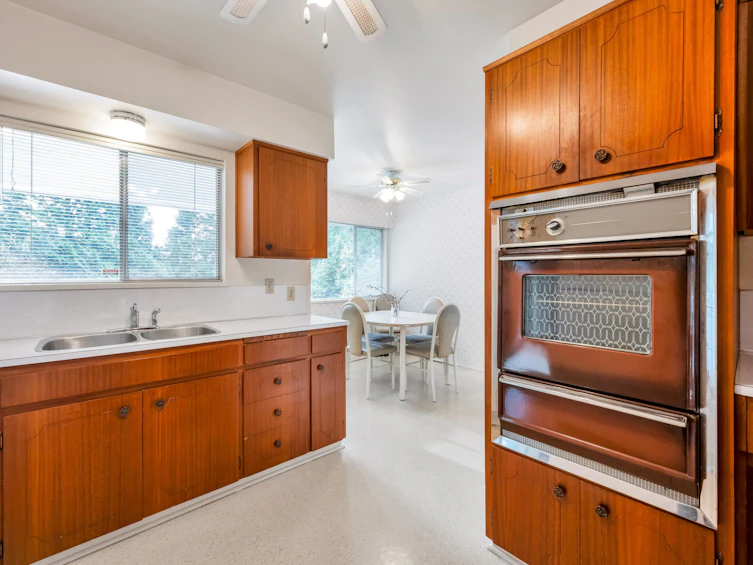 7970 Hunter Street, Burnaby, BC, V5A 2B9 - 11
