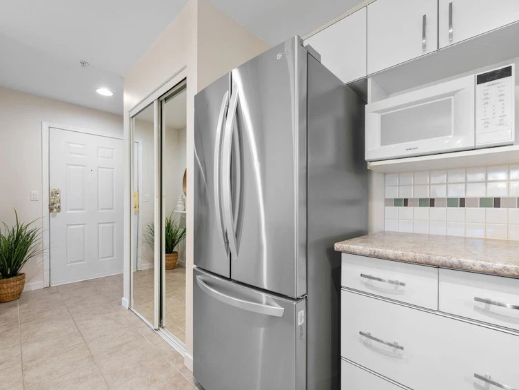 208-175 E 10th Street, North Vancouver, BC, V7L 4W1 - 13