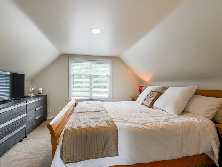 869 W 17th Avenue, Vancouver, BC, V5Z 1V3 - 13
