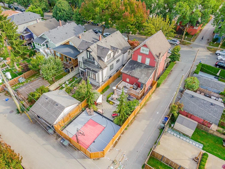 869 W 17th Avenue, Vancouver, BC, V5Z 1V3 - 39