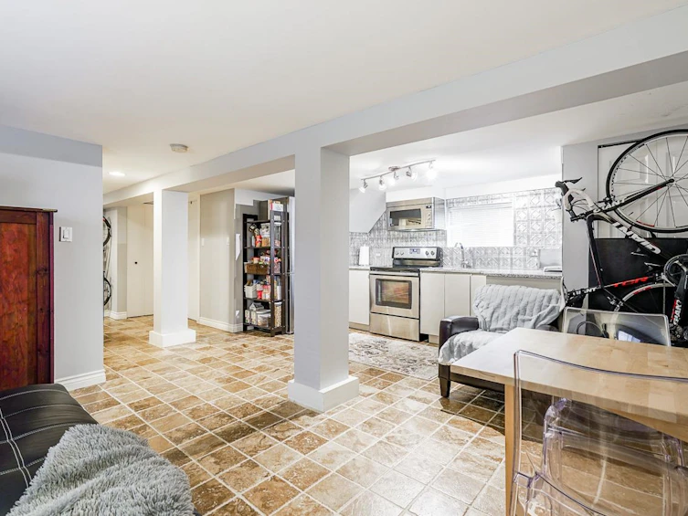869 W 17th Avenue, Vancouver, BC, V5Z 1V3 - 21