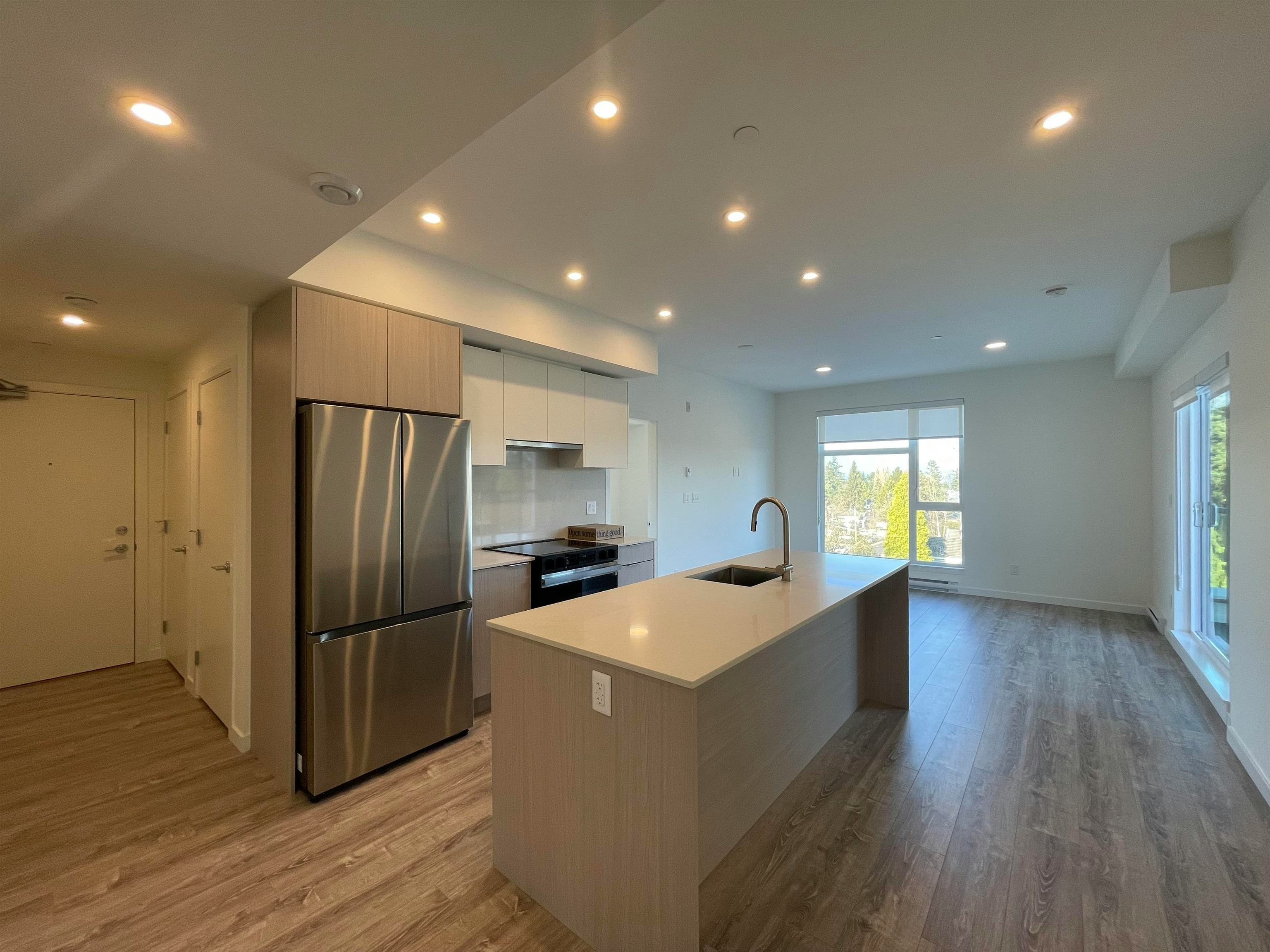 W502-10828 139a Street, Surrey, BC, V3R 0H3