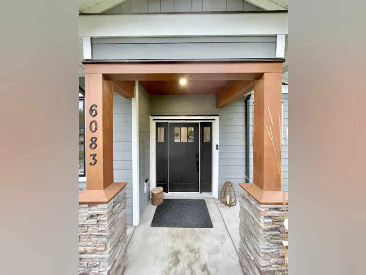 6083 Rosewood Place, Sechelt, BC, V7Z 0V6 - 3