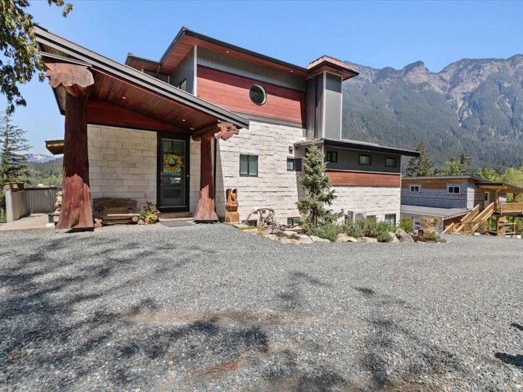 66418 Othello Road, Hope, BC, V0X 1L1 - 2