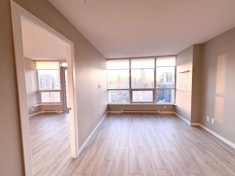 2207 - 833 Seymour Street, Vancouver BC V6B 0G4
