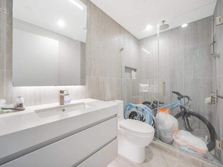 1204-7433 Cambie Street, Vancouver, BC, V6P 0J8 - 12
