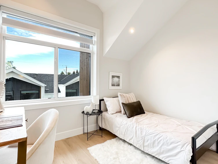 2344 E 40th Avenue, Vancouver, BC, V5R 2V7 - 24