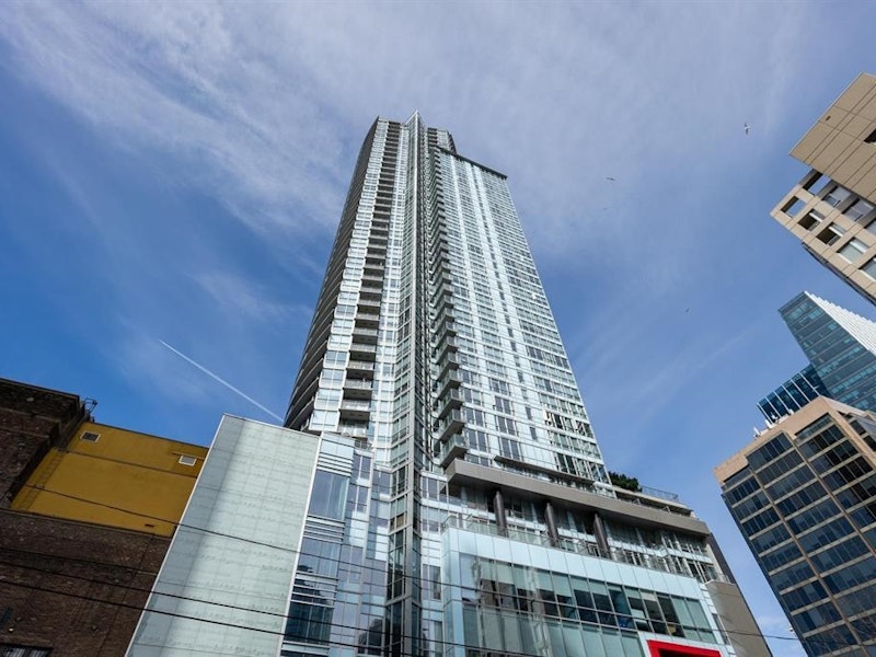 2106 - 833 Seymour Street, Vancouver BC V6B 0G4