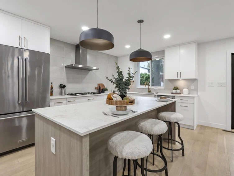 14041 88a Avenue, Surrey, BC, V3V 7H4 - 8