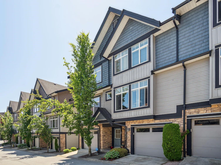 32-6299 144 Street, Surrey, BC, V3X 1A2