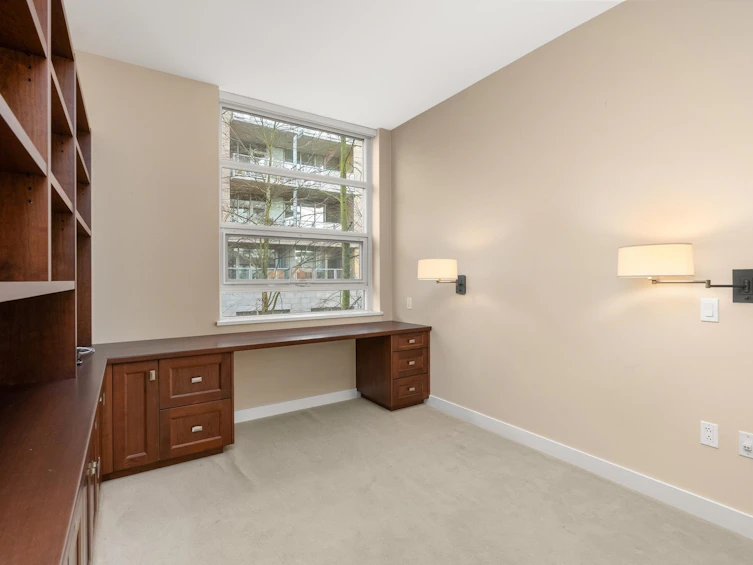 306-3382 Wesbrook Mall, Vancouver, BC, V6S 0A7 - 8