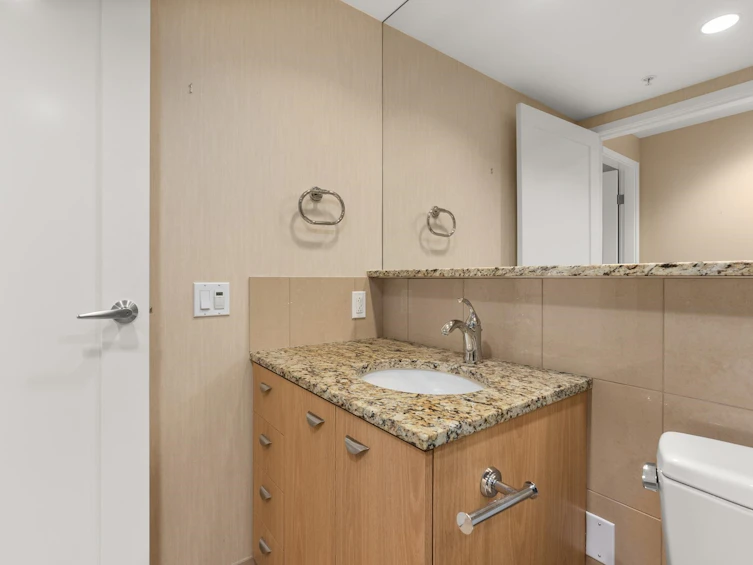306-3382 Wesbrook Mall, Vancouver, BC, V6S 0A7 - 9