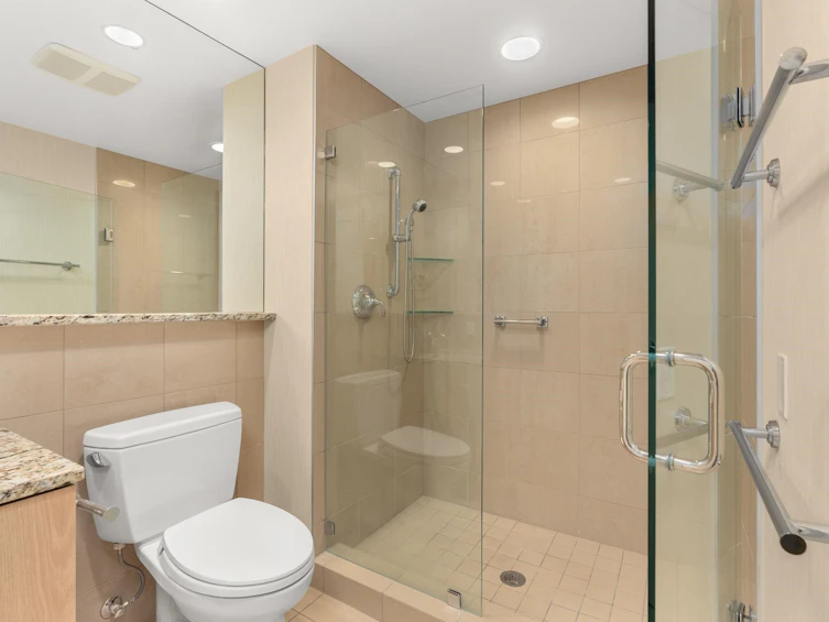 306-3382 Wesbrook Mall, Vancouver, BC, V6S 0A7 - 10