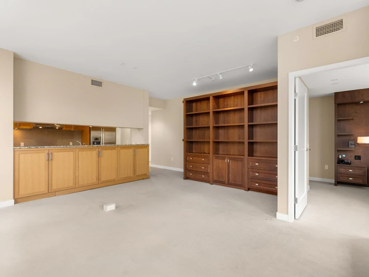 306-3382 Wesbrook Mall, Vancouver, BC, V6S 0A7 - 19