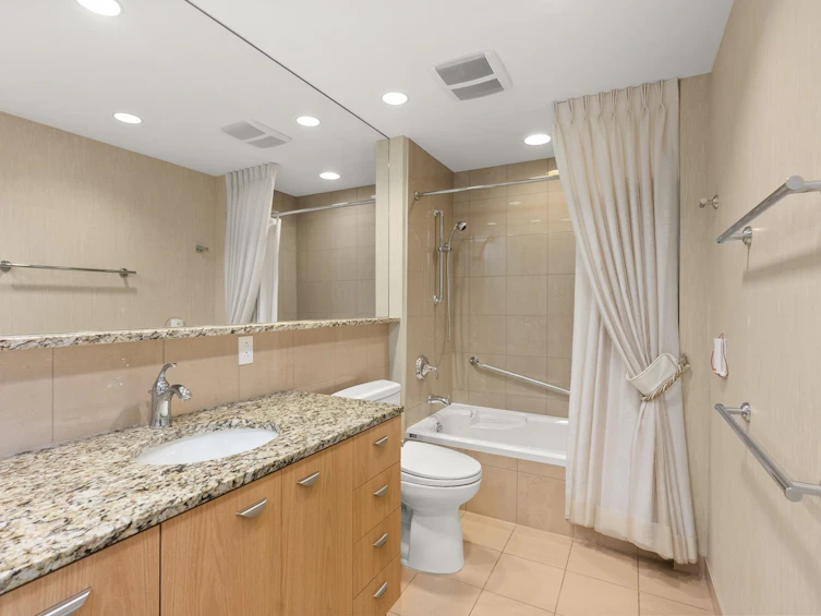 306-3382 Wesbrook Mall, Vancouver, BC, V6S 0A7 - 30