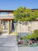 36 10031 Swinton Crescent