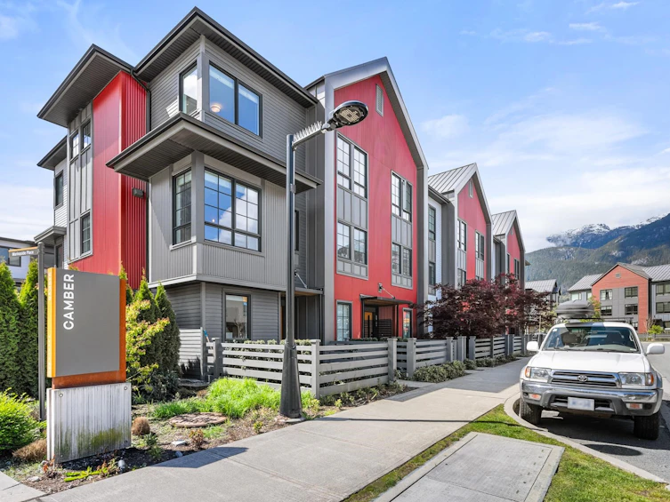 1369 Marinaside Place, Squamish, BC, V8B 1A8 - 2
