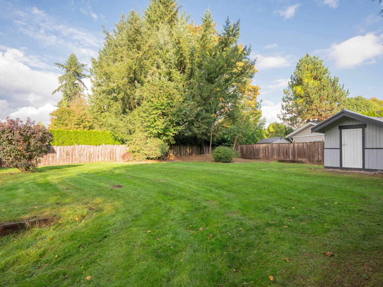 8892 Trattle Street, Langley, BC, V1M 2R9 - 36