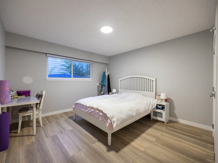 4713 46 Avenue, Delta, BC, V4K 1N2 - 5