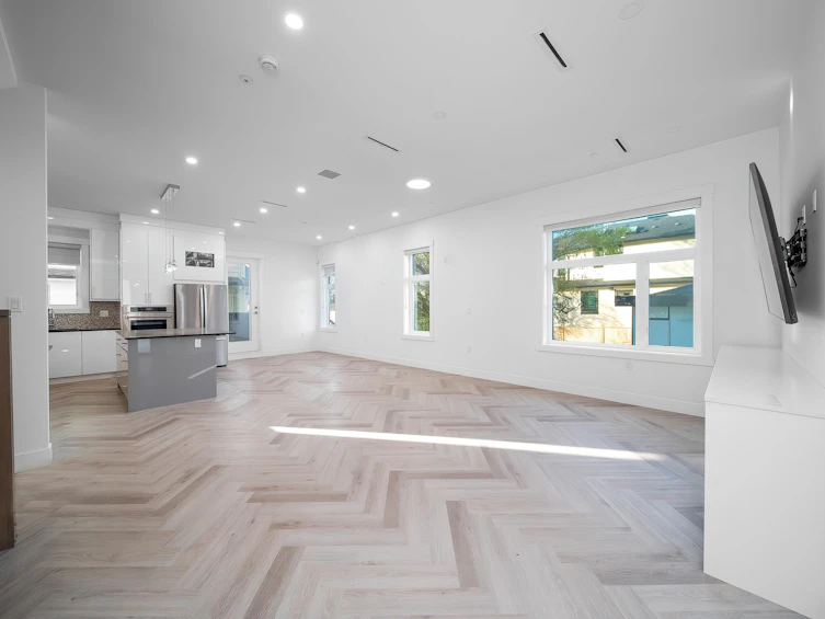 1260 E 54th Avenue, Vancouver, BC, V5X 1L9 - 6