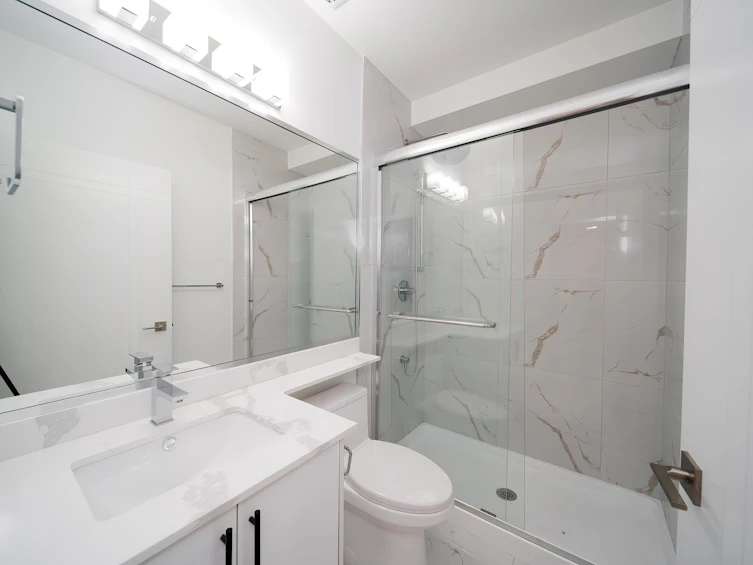 1260 E 54th Avenue, Vancouver, BC, V5X 1L9 - 19