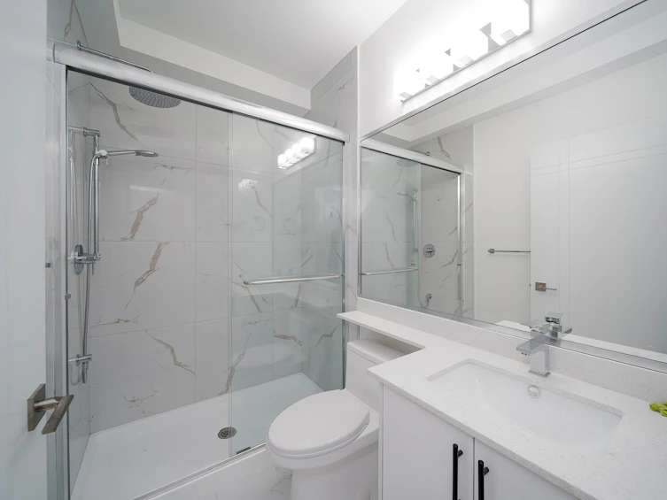 1260 E 54th Avenue, Vancouver, BC, V5X 1L9 - 21