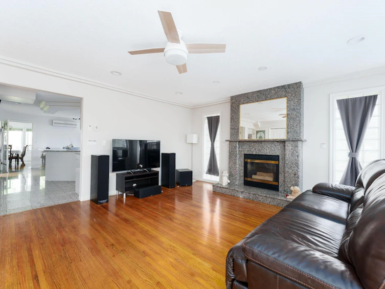8108 Royal Oak Avenue, Burnaby, BC, V5J 5J5 - 13