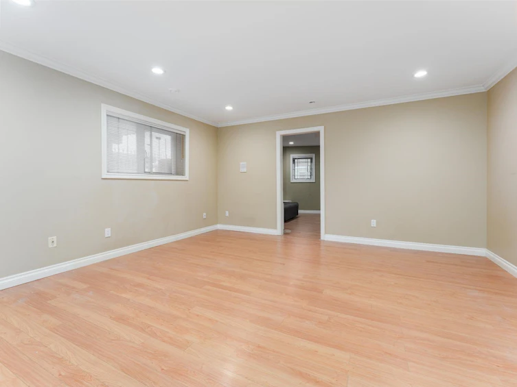 8108 Royal Oak Avenue, Burnaby, BC, V5J 5J5 - 26