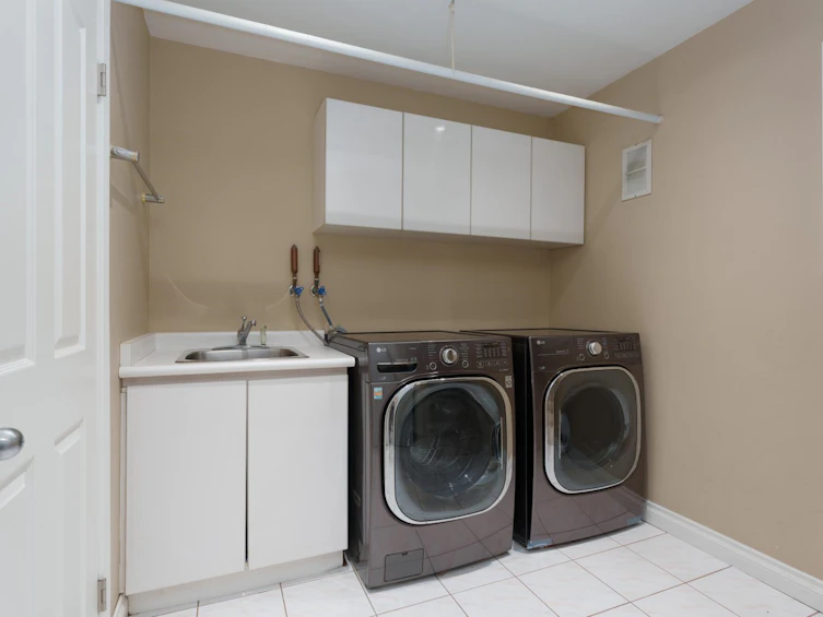 8108 Royal Oak Avenue, Burnaby, BC, V5J 5J5 - 28