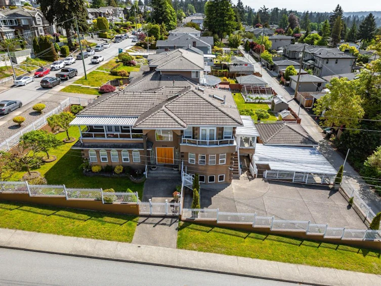 8108 Royal Oak Avenue, Burnaby, BC, V5J 5J5 - 33