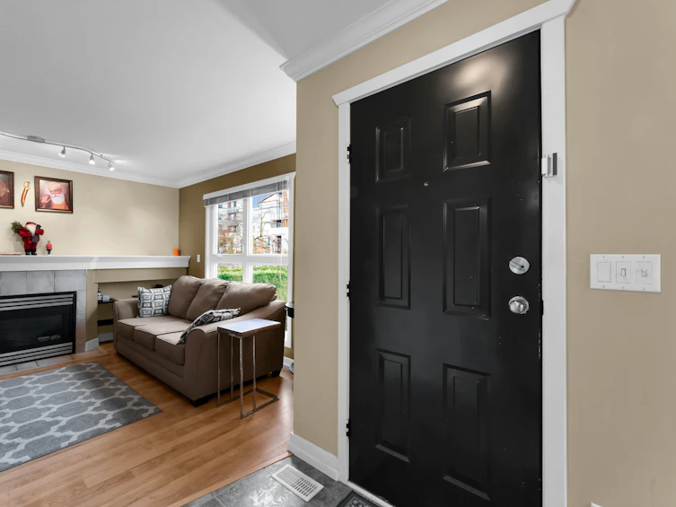 1-11530 84 Avenue, Delta, BC, V4C 2M1 - 11