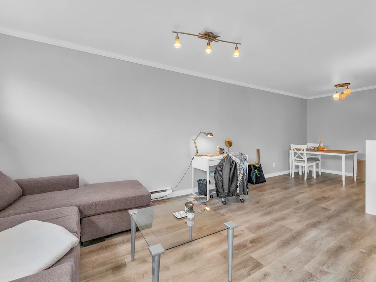 204-975 E Broadway, Vancouver, BC, V5T 1Y3 - 6