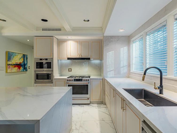 1080 Wolfe Avenue, Vancouver, BC, V6H 1V8 - 13