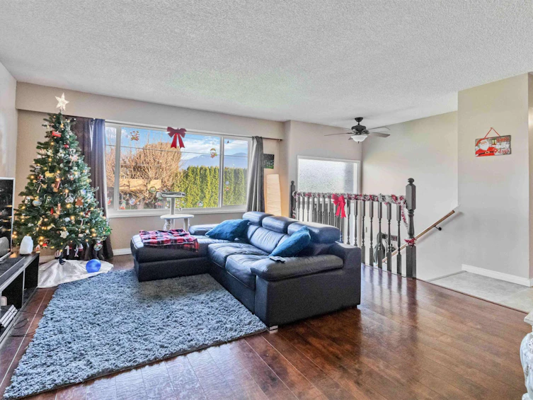 8482 Hilton Drive, Chilliwack, BC, V2P 4Y1 - 2