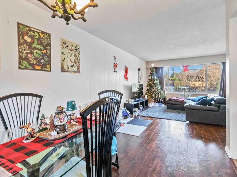 8482 Hilton Drive, Chilliwack, BC, V2P 4Y1 - 12