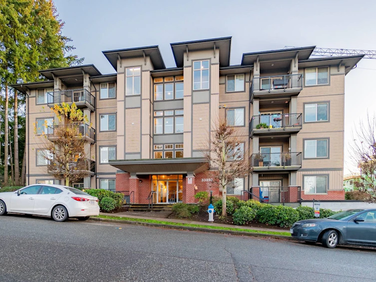 212-33898 Pine Street, Abbotsford, BC, V2S 2P3 - 2