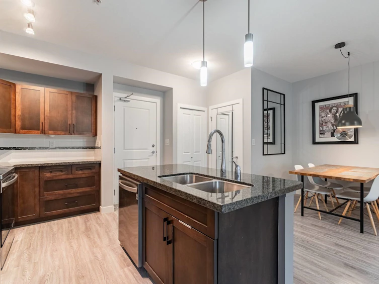 212-33898 Pine Street, Abbotsford, BC, V2S 2P3 - 11