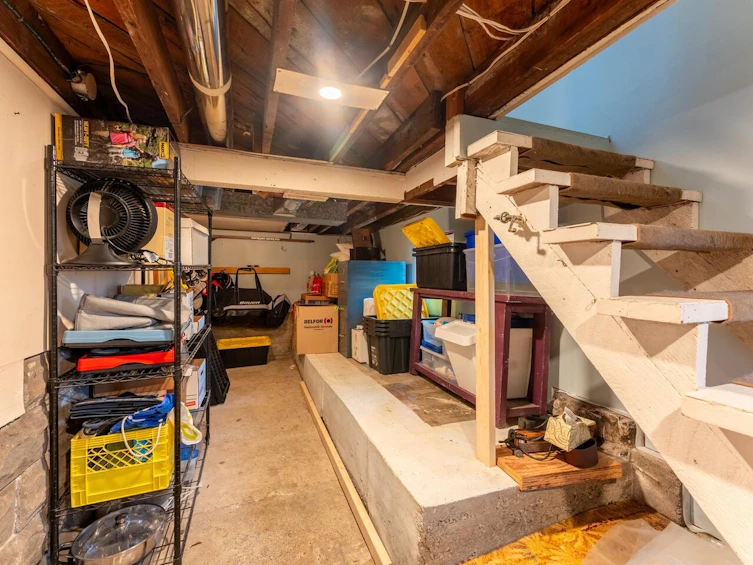 713 Fourteenth Street, New Westminster, BC, V3M 4P4 - 16