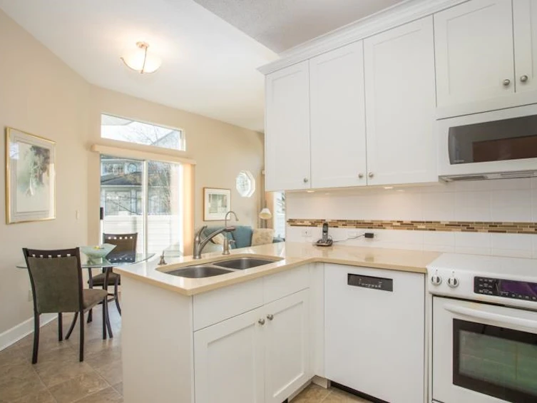 207-7671 Abercrombie Drive, Richmond, BC, V6Y 3N3 - 10