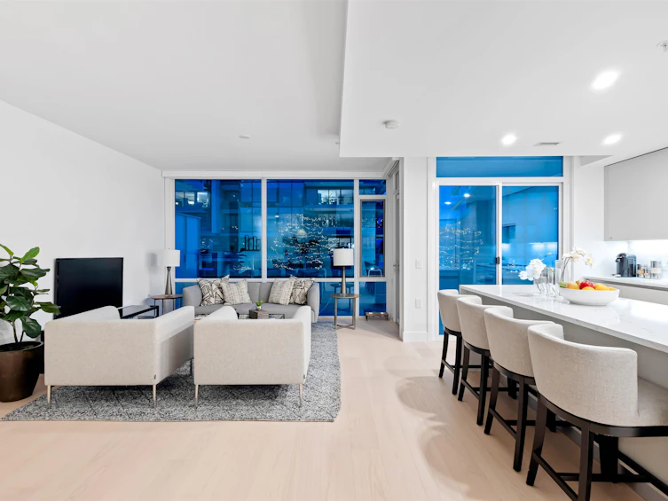 206-1331 Marine Drive, West Vancouver, BC, V7T 1B6 - 4